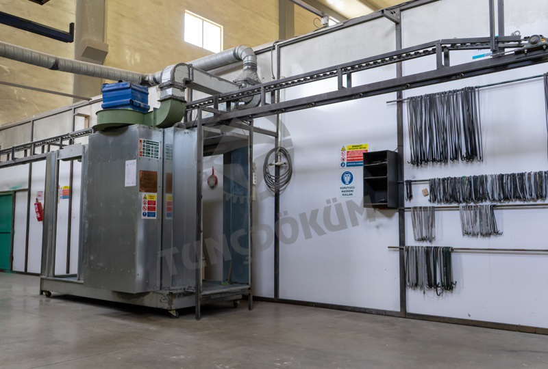 Revêtement électrostatique par poudrage